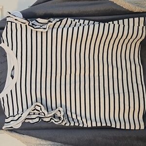 SHEIN Black and White Striped Ruffle Sleeve Tee Size S